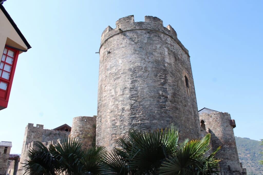 alojamiento rañadero vistas castillo