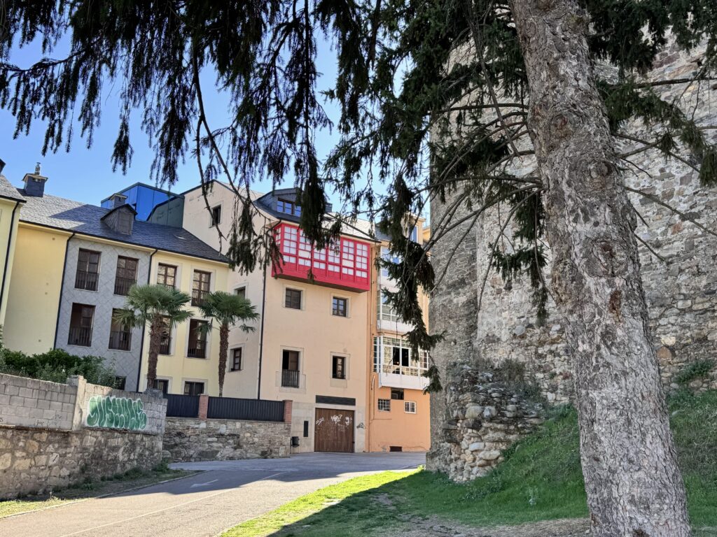 fachada alojamiento rañadero